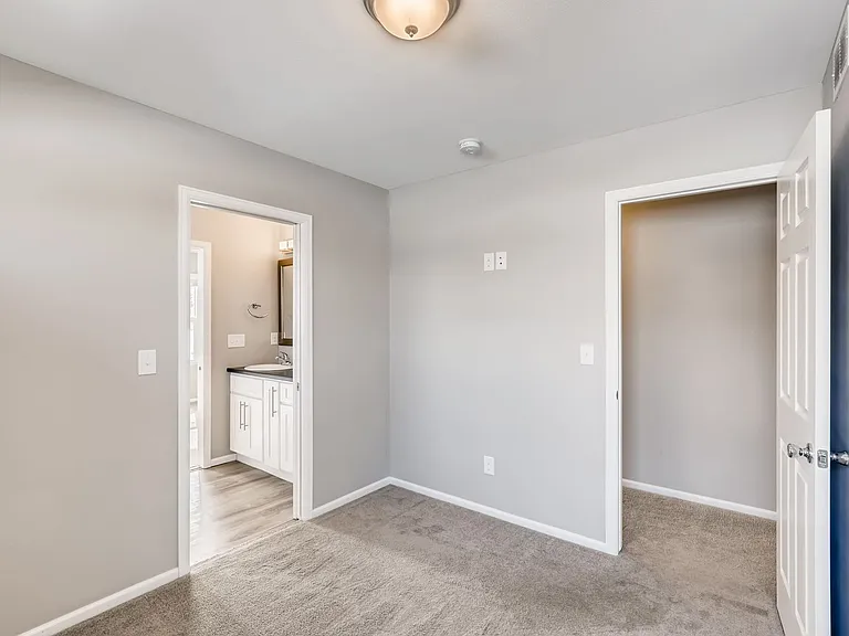 3034 S Cherokee St — Photo 17