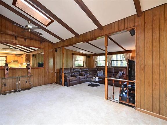 4th image of 908 Dove Dr