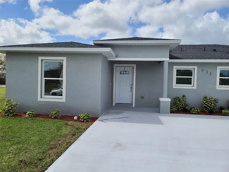 833 Ognon Ct — Photo 2