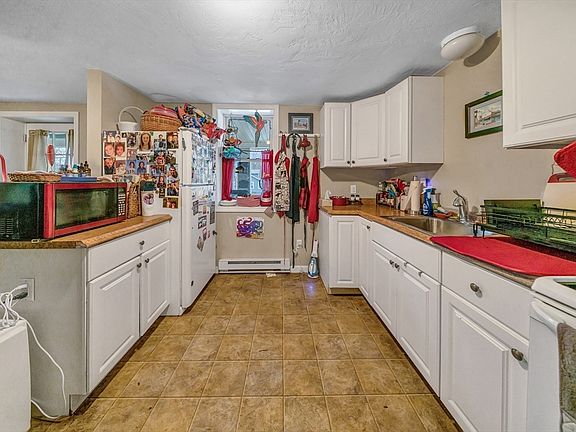 4th image of 30-32 Dewey Rd