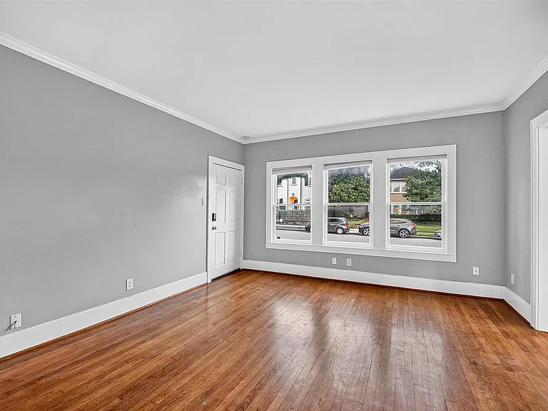 1758 Hawthorne St #1 — Photo 5