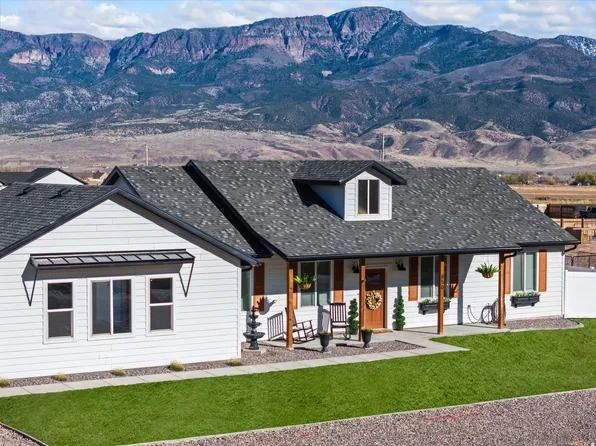 850 N 200 E, Elsinore, UT 84724