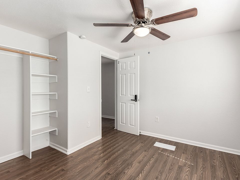1st image of 7702 E Flossmoor Ave #2