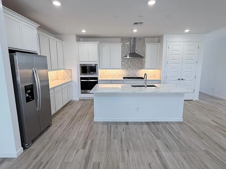 6988 W Buckhorn Trl — Photo 9