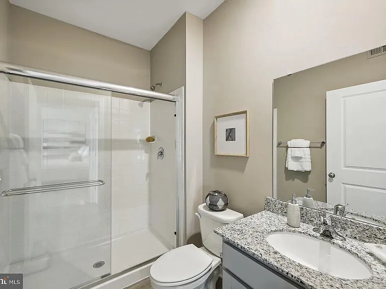 111 Charing Cross Dr — Photo 13