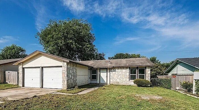 1st image of 5906 McIvey Way