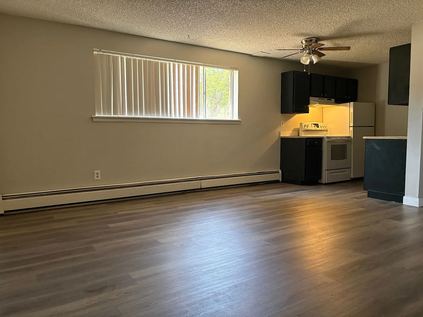 1 Bed 1 Bath in Littleton — Photo 3