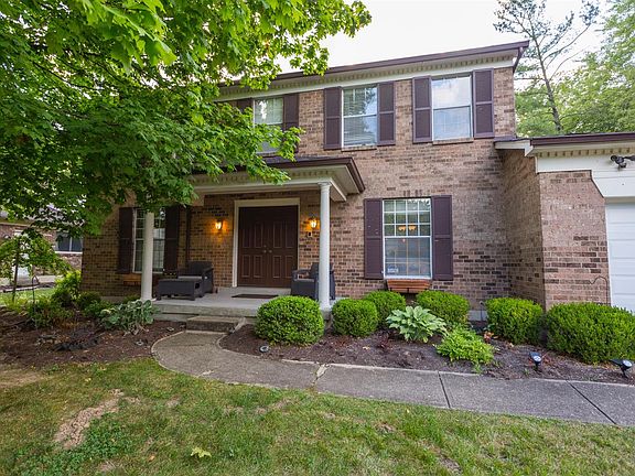 2nd image of 471 Flemridge Ct