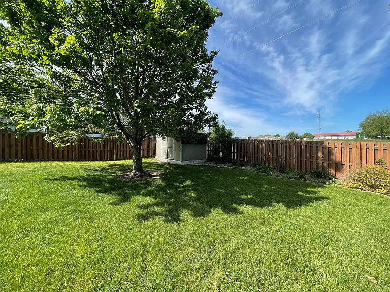 1407 S 17th Ave — Photo 52