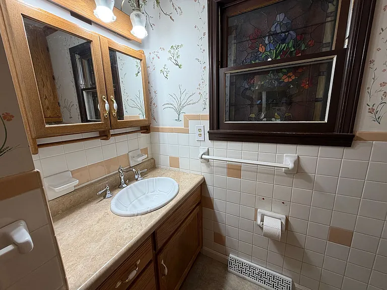 713 Dublin Ln — Photo 22