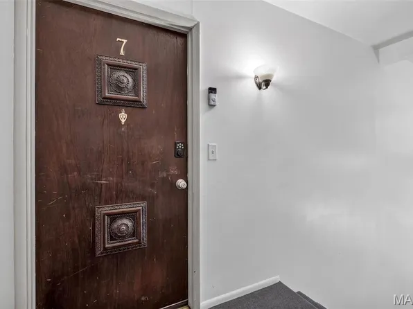 11914 Gravois Rd APT 7, Saint Louis, MO 63127