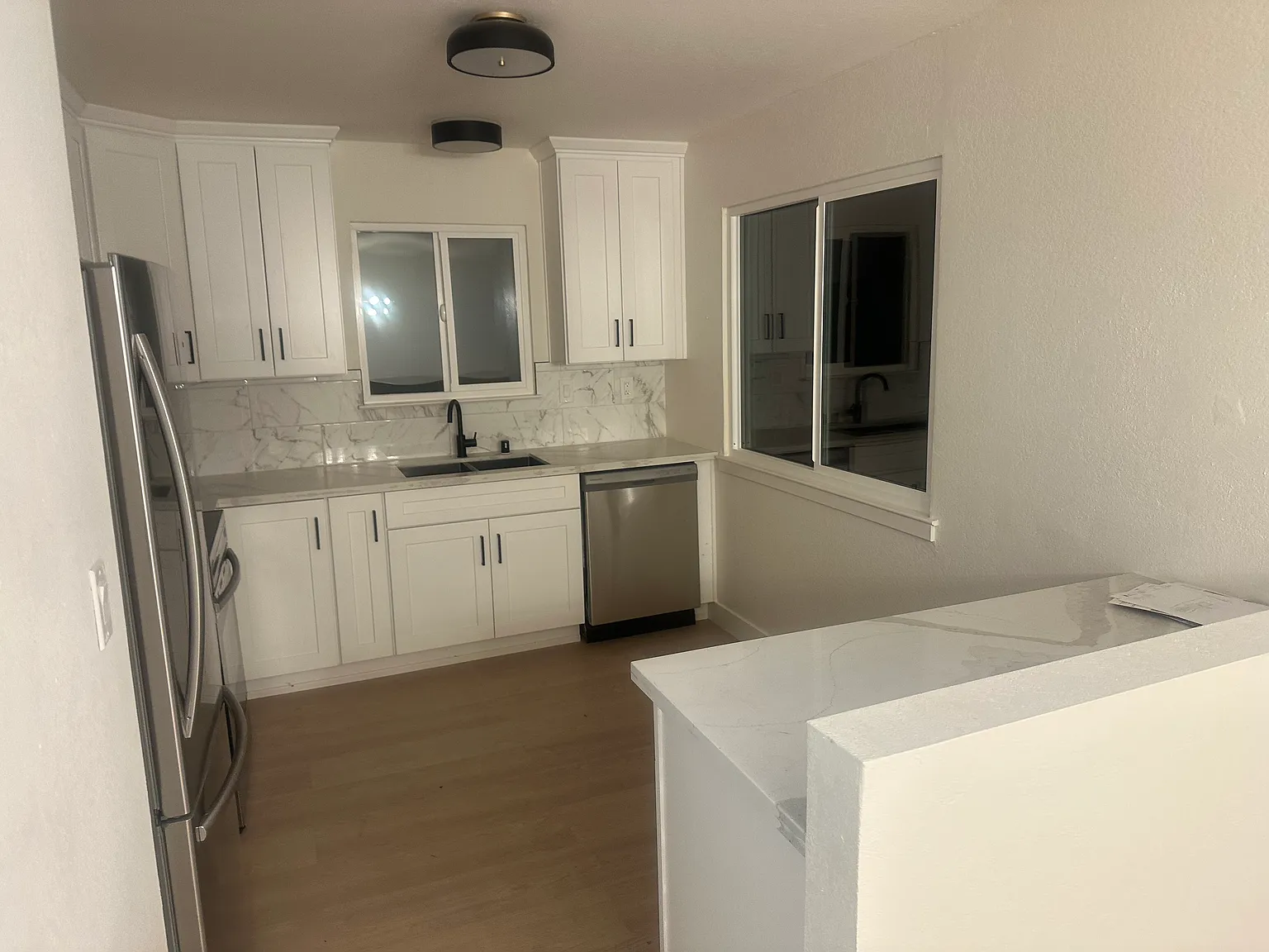 3 bed, 1066 sqft, $3,600 — Photo 4