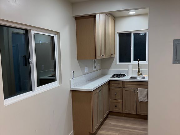 4th image of 1196 Danober Dr #C