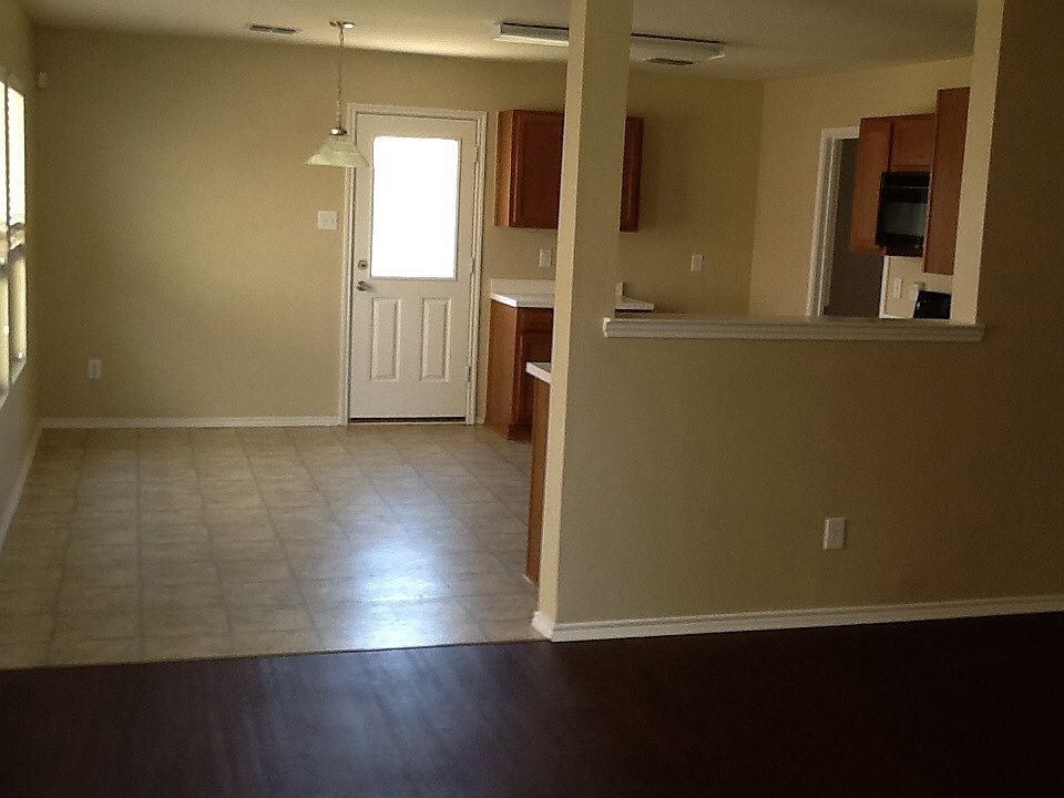 1st image of 5004 River Rock Blvd