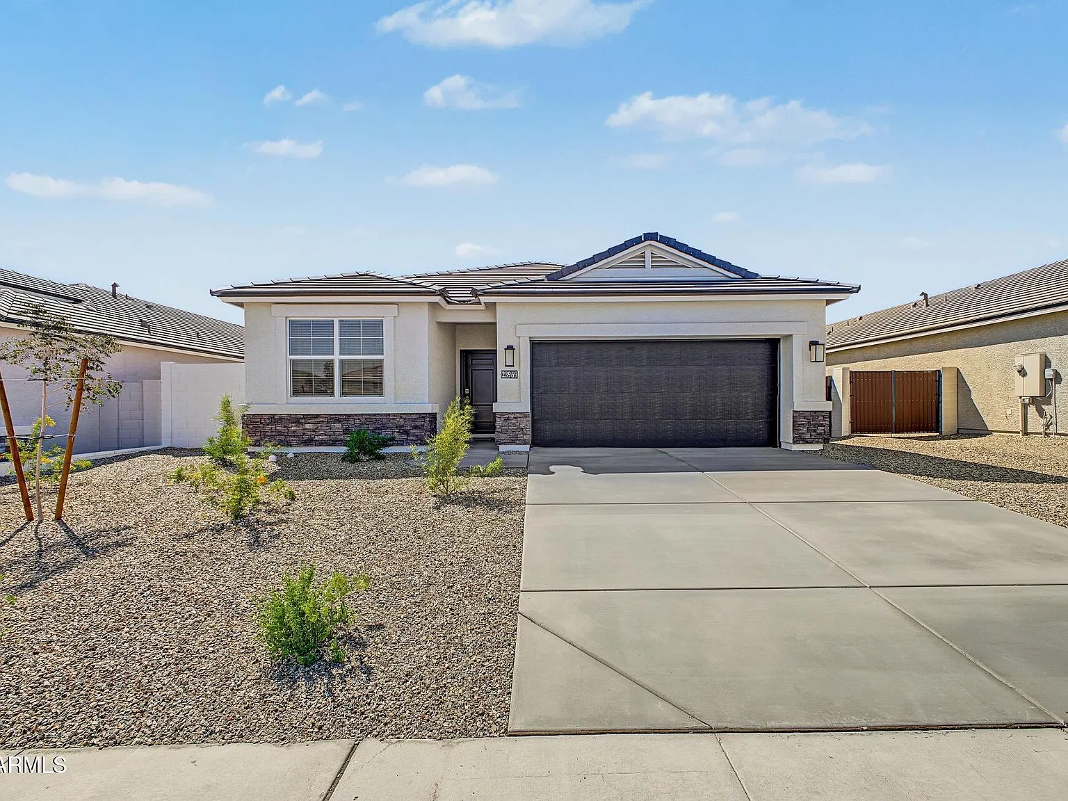 4 bed, 2.5 bath, 1854 sqft, $2,250 — Photo 2
