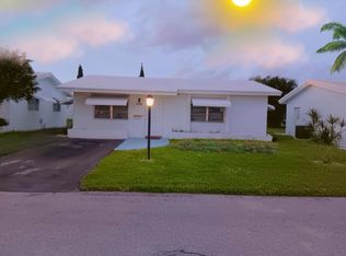 1005 SW 3rd Way, Boynton Beach, FL 33426