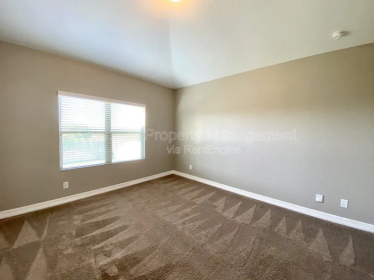 1206 Ranch Fls — Photo 37