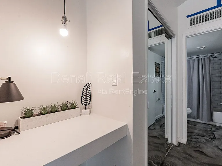 2309 S College Ave #17 — Photo 26