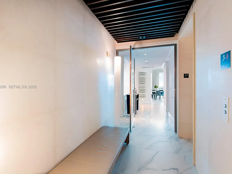 100 S Pointe Dr #3701 — Photo 20