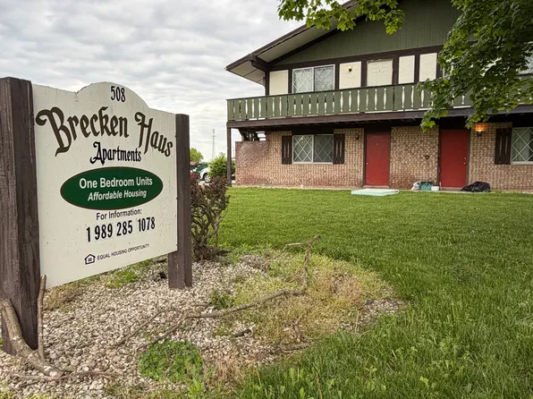 508 Wright St #3, Breckenridge, MI 48615