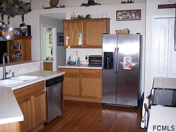 5th image of 11 Whitcock Ln