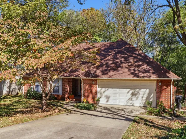 1324 Marymont Dr, Murfreesboro, TN 37129