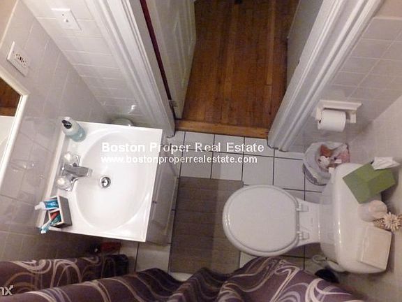 225 Newbury St. #3F Boston - Back Bay Unit Photo 6