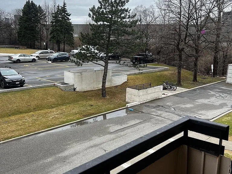130 Neptune Dr #202 — Photo 5
