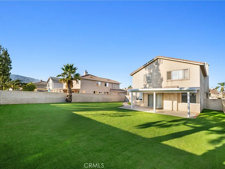 6766 Royal Crest Ct — Photo 45