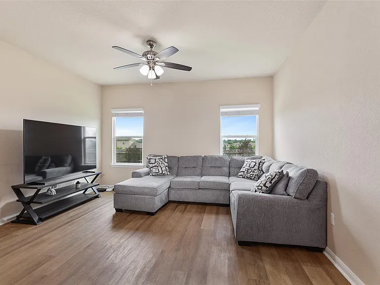 251 Northern Flicker St — Photo 4