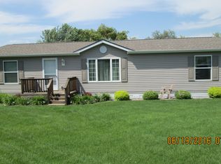 15309 Edenview Dr, Eden Valley, MN 55329