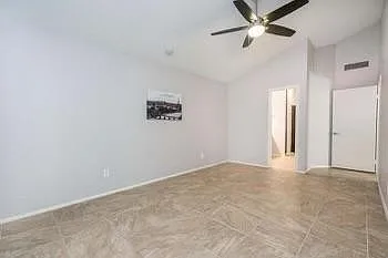 409 E Topeka Dr — Photo 26