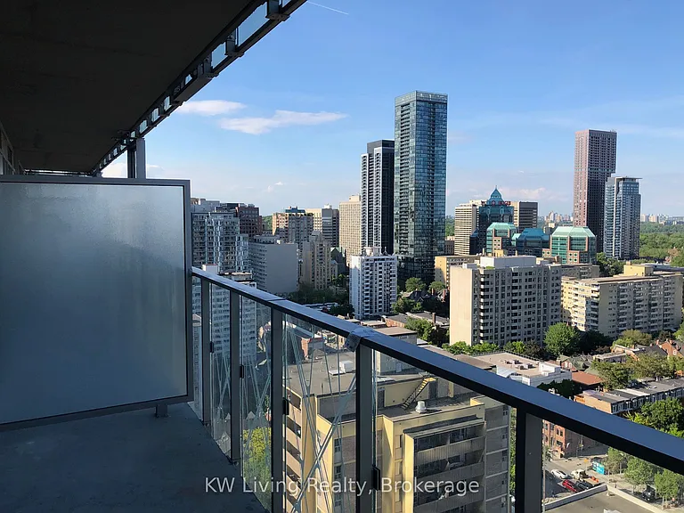50 Wellesley St E #2807 — Photo 17