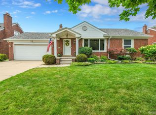 6526 Shenandoah Ave, Allen Park, MI 48101