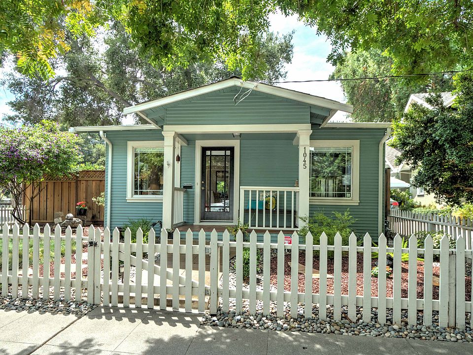 1st image of 1045 Broadway Ave