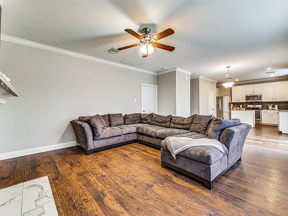 3rd image of 5816 Rubblestone Dr