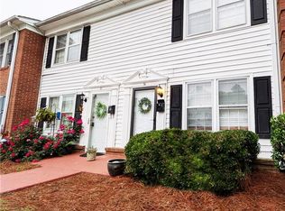 311 Salisbury St APT 58, Kernersville, NC 27284
