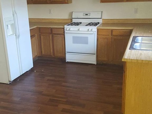 5th image of 7042 Burcot Ave