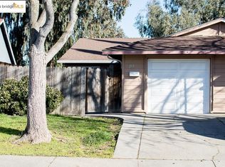 213 E Trident Dr, Pittsburg, CA 94565