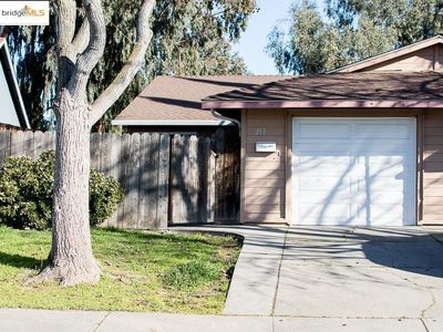 213 E Trident Dr, Pittsburg, CA, 94565