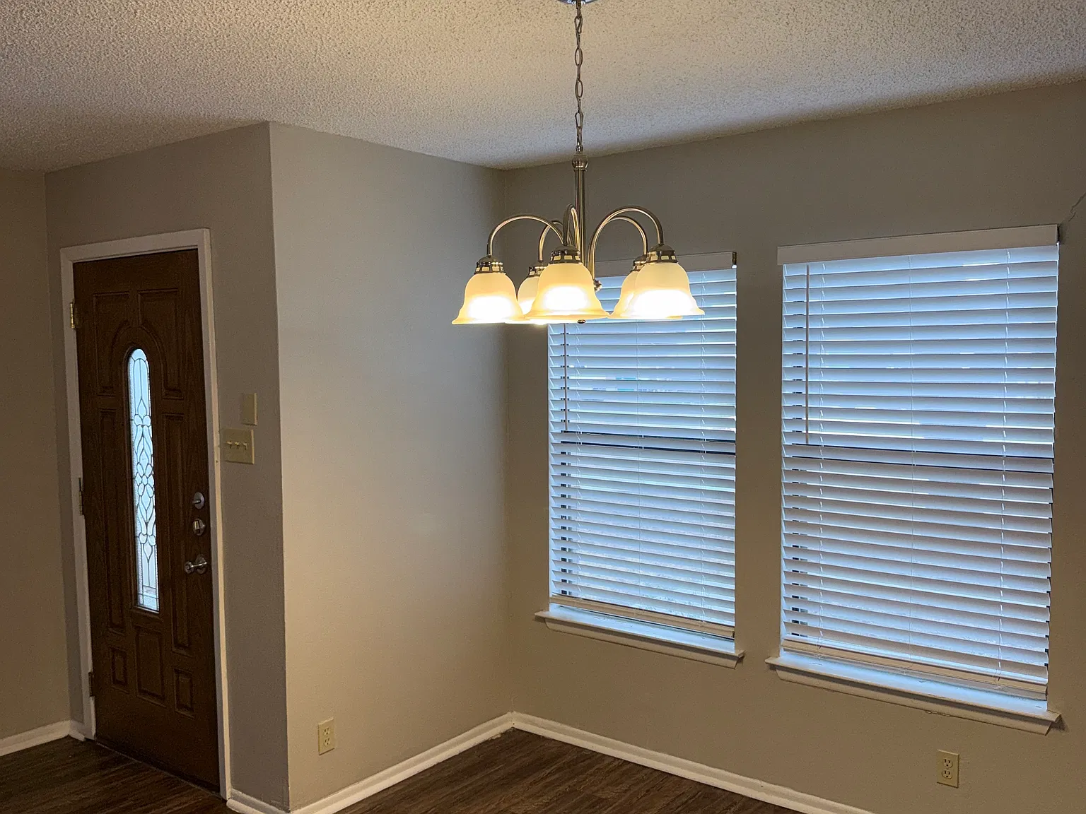 822 Meadow Dale Converse TX 78109 — Photo 2