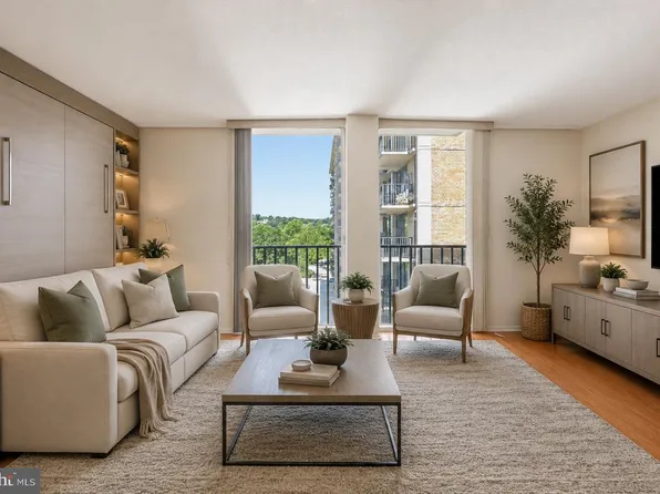 4600 S Four Mile Run Dr APT 537, Arlington, VA 22204