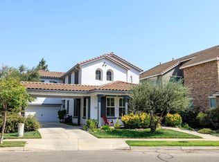 331 Cabernet Dr, Oakdale, CA 95361