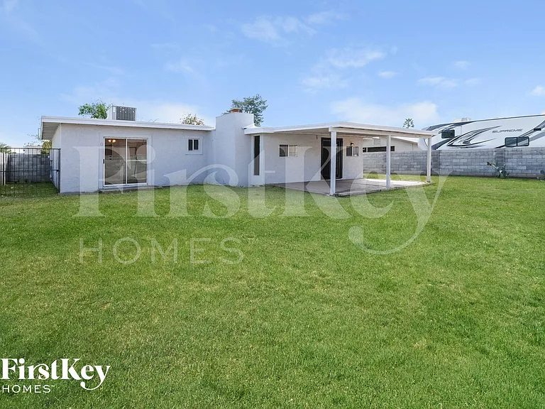 18216 N 24th Dr — Photo 13