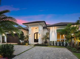 620 Binnacle Dr, Naples, FL 34103