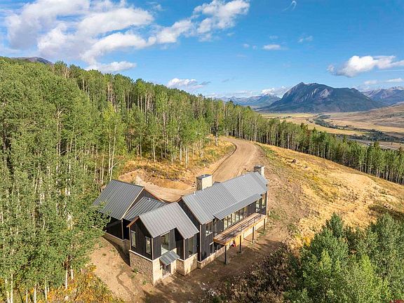 3rd image of 1620 Red Mountain Ranch Road
