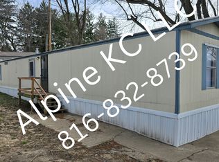 175 Countryside Ln, Saint Joseph, MO 64503