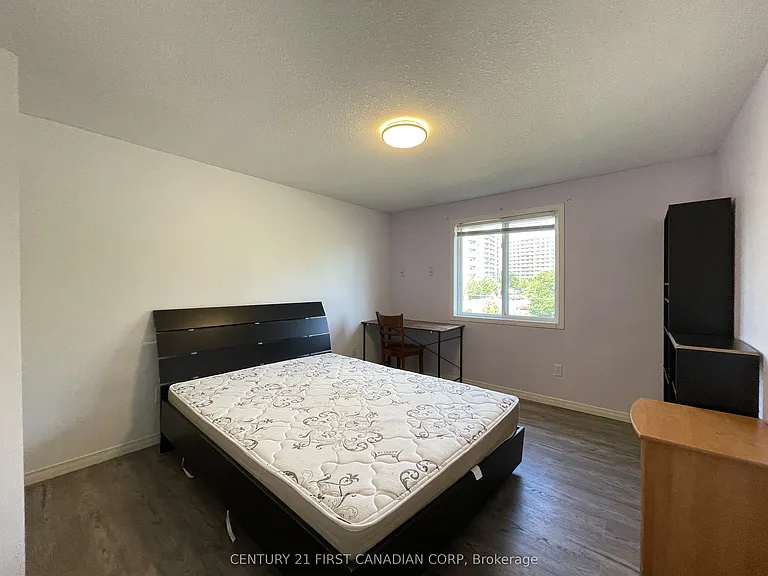 740 Redoak Ave — Photo 11