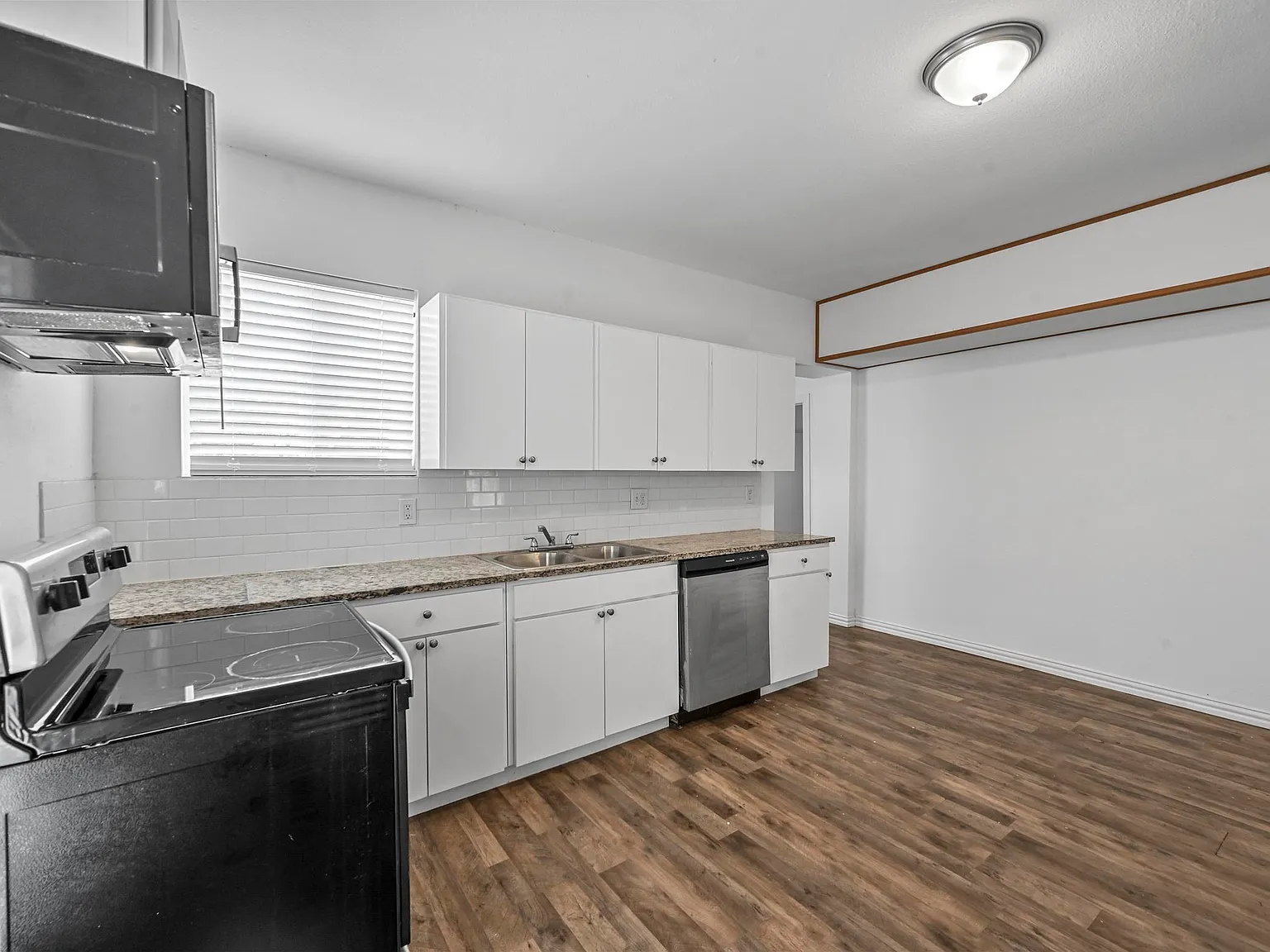 708 West Day Street; Denison 75020 (Lms) - For Sale Okr - 1 — Photo 4