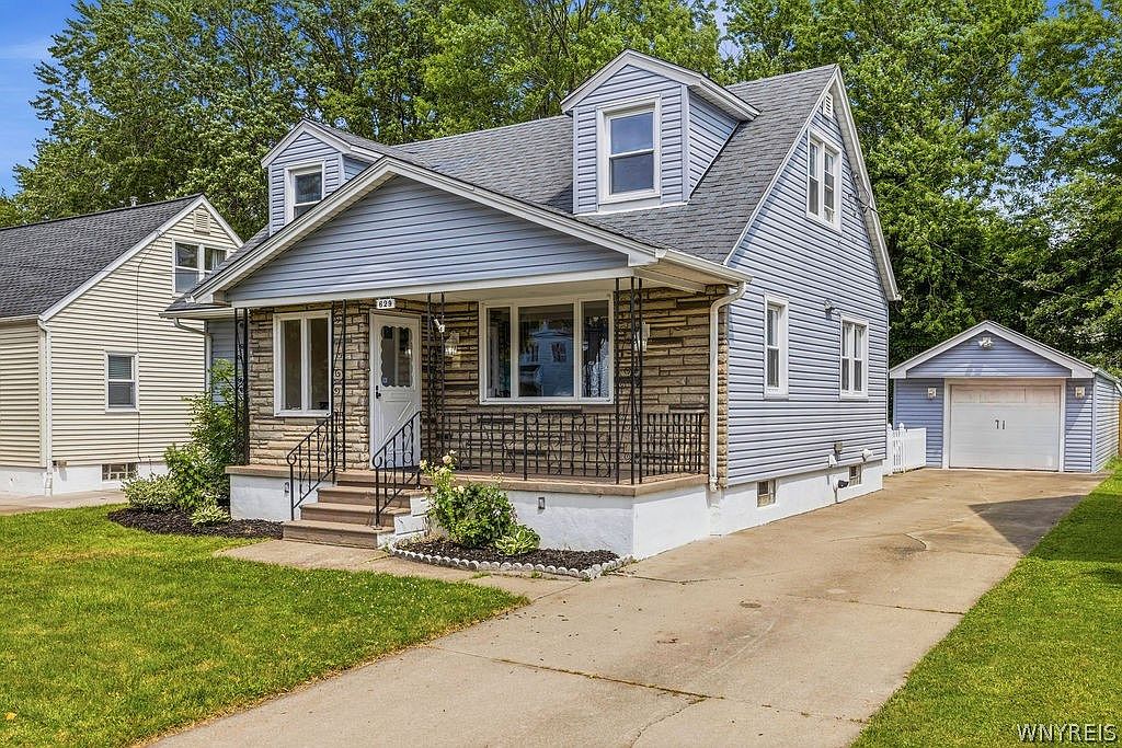 Primary listing photo